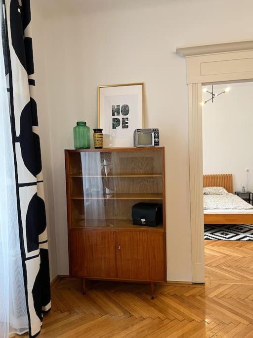 Authentic Buda Home 布达佩斯 外观 照片